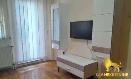 HADŽI RUVIMOVA | 4zida.rs