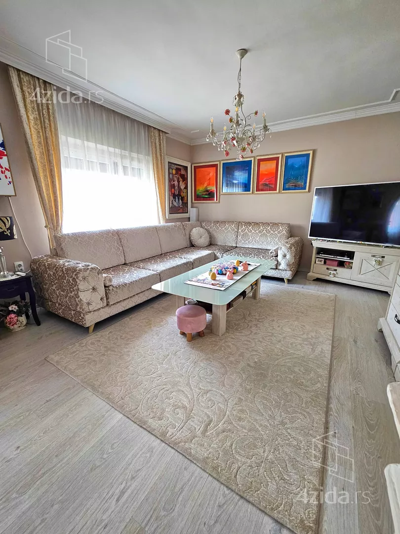 Četvorosoban stan | 4zida