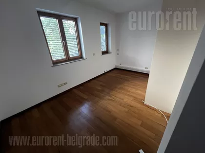 VOŽDOVAC | 4zida.rs