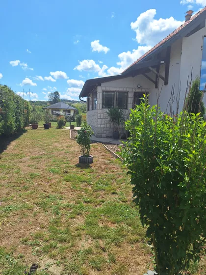 Godovički Put bb | 4zida.rs