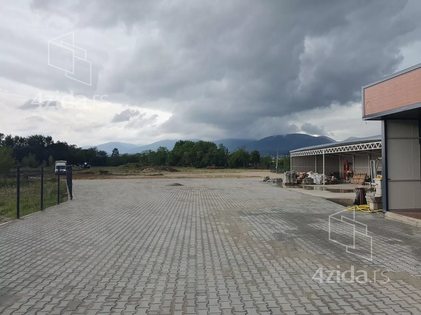 Građevinsko zemljište | 4zida