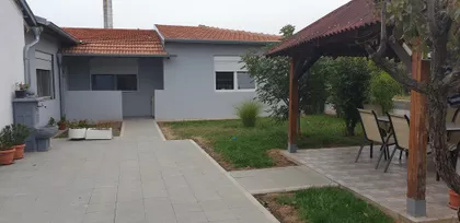 Petra Seratlića 17 | 4zida.rs
