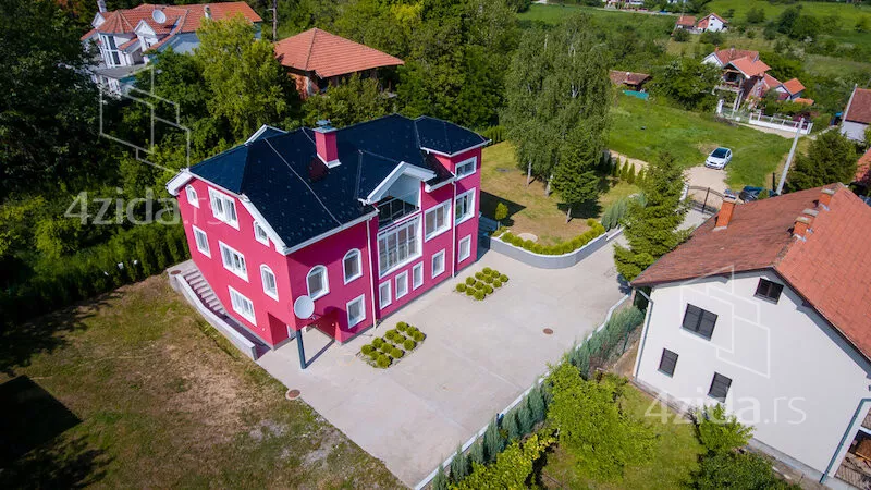 3-etažna kuća | 4zida