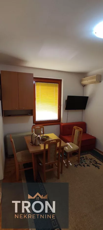 Nemanjina | 4zida.rs