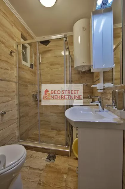 Šantićeva | 4zida.rs