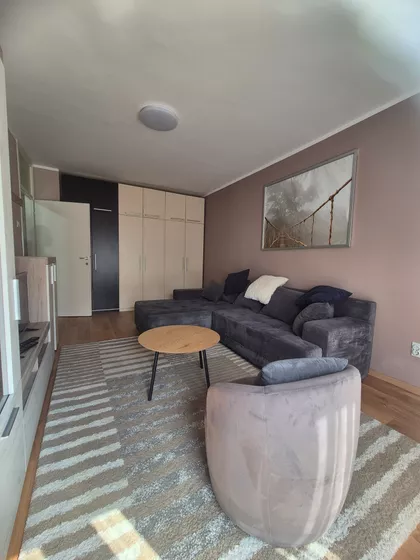 Visokog Stevana 12 | 4zida.rs