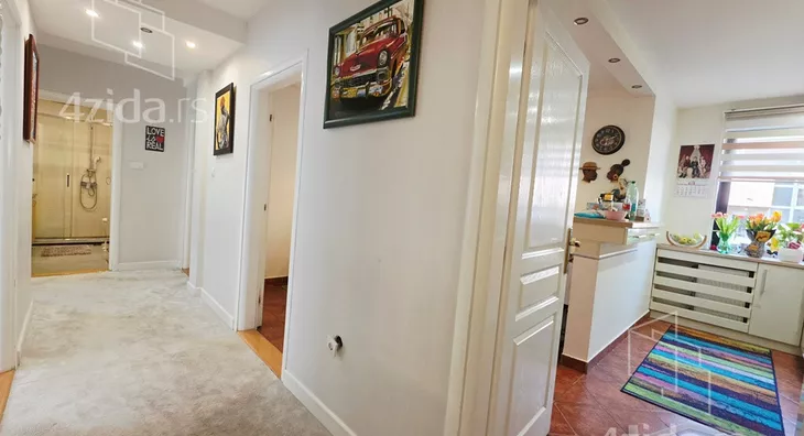 Četvorosoban stan | 4zida