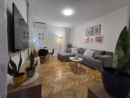 Radovana Dragovića 12 | 4zida.rs