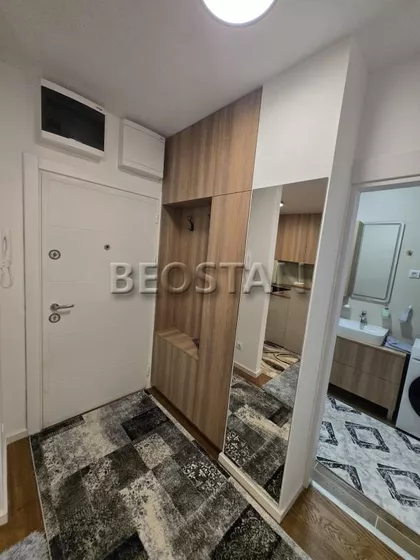 Mirka Milojkovica | 4zida.rs