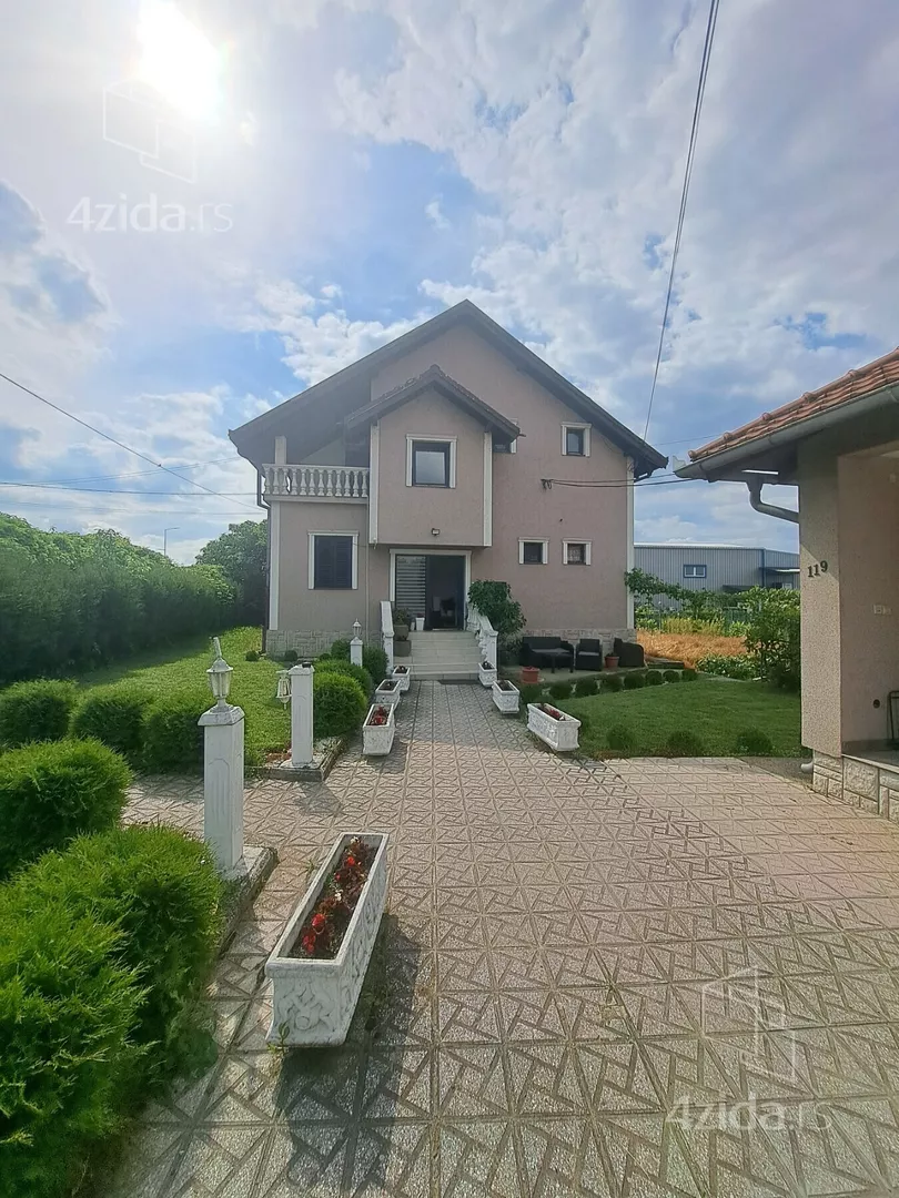 4-etažna kuća | 4zida