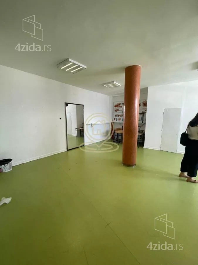 Poslovni prostor | 4zida