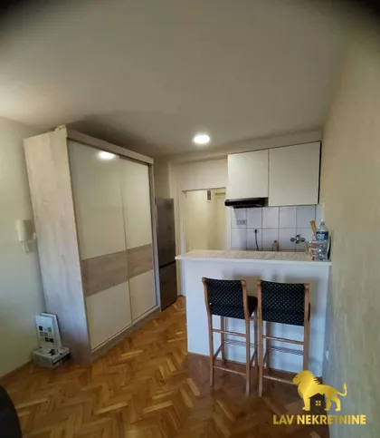 GUNDULIĆEVA | 4zida.rs