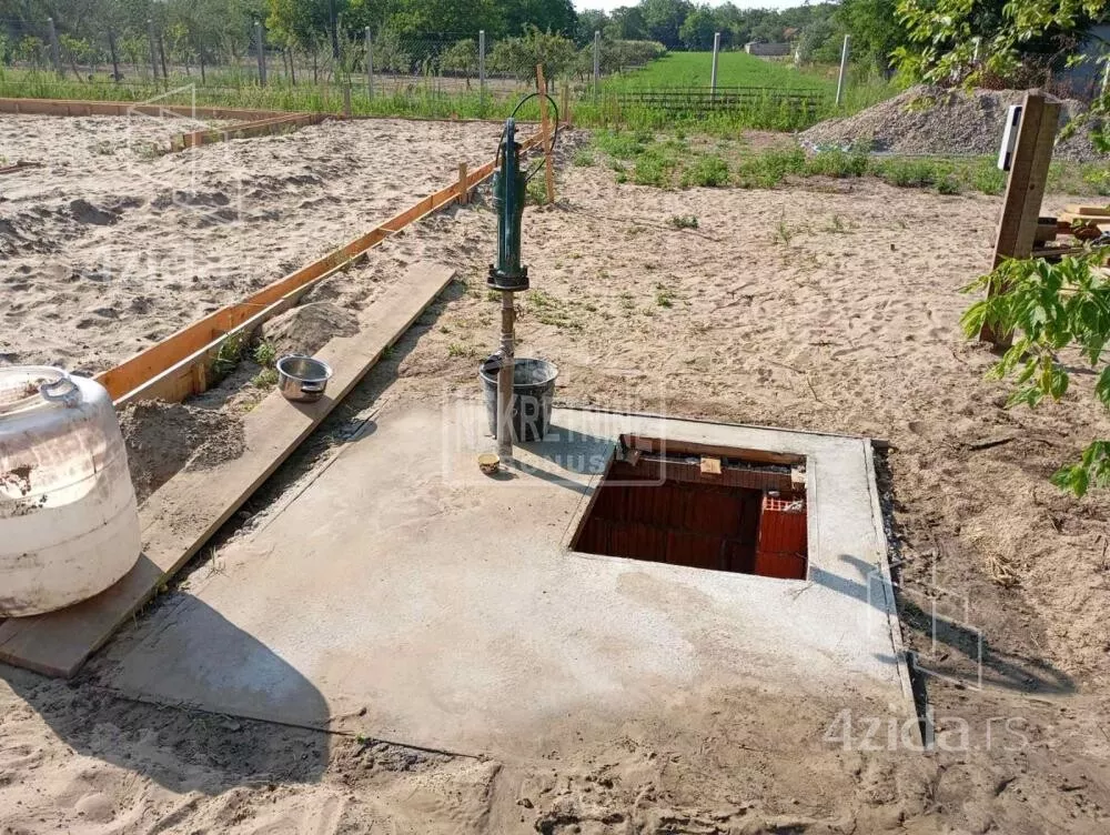 Građevinsko zemljište | 4zida