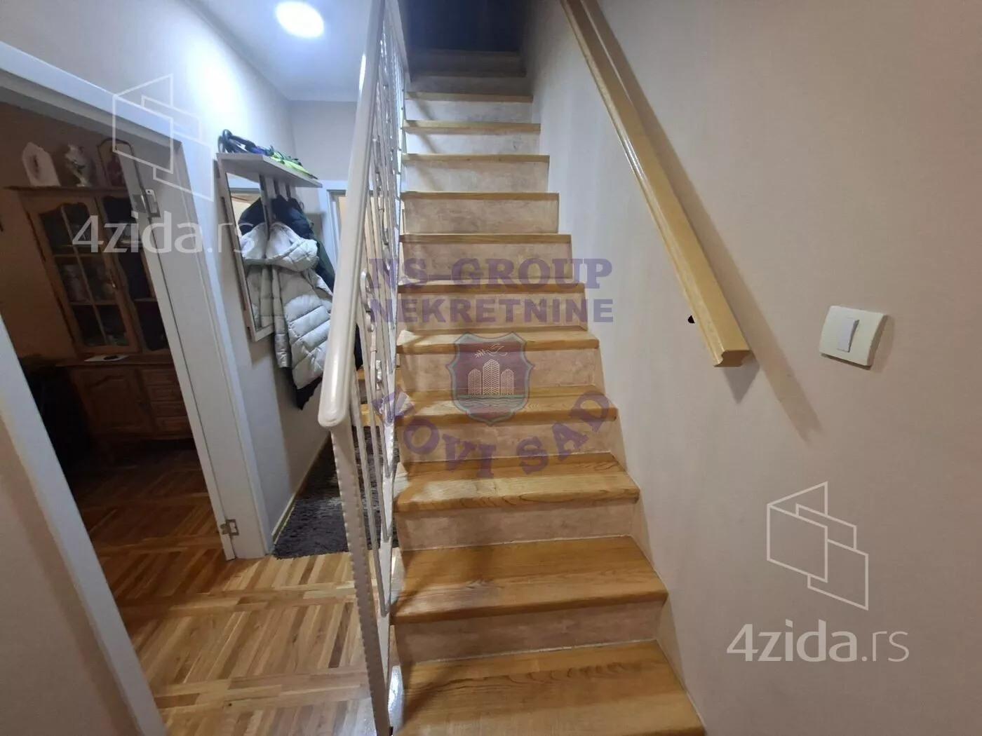 Četvoroiposoban stan | 4zida