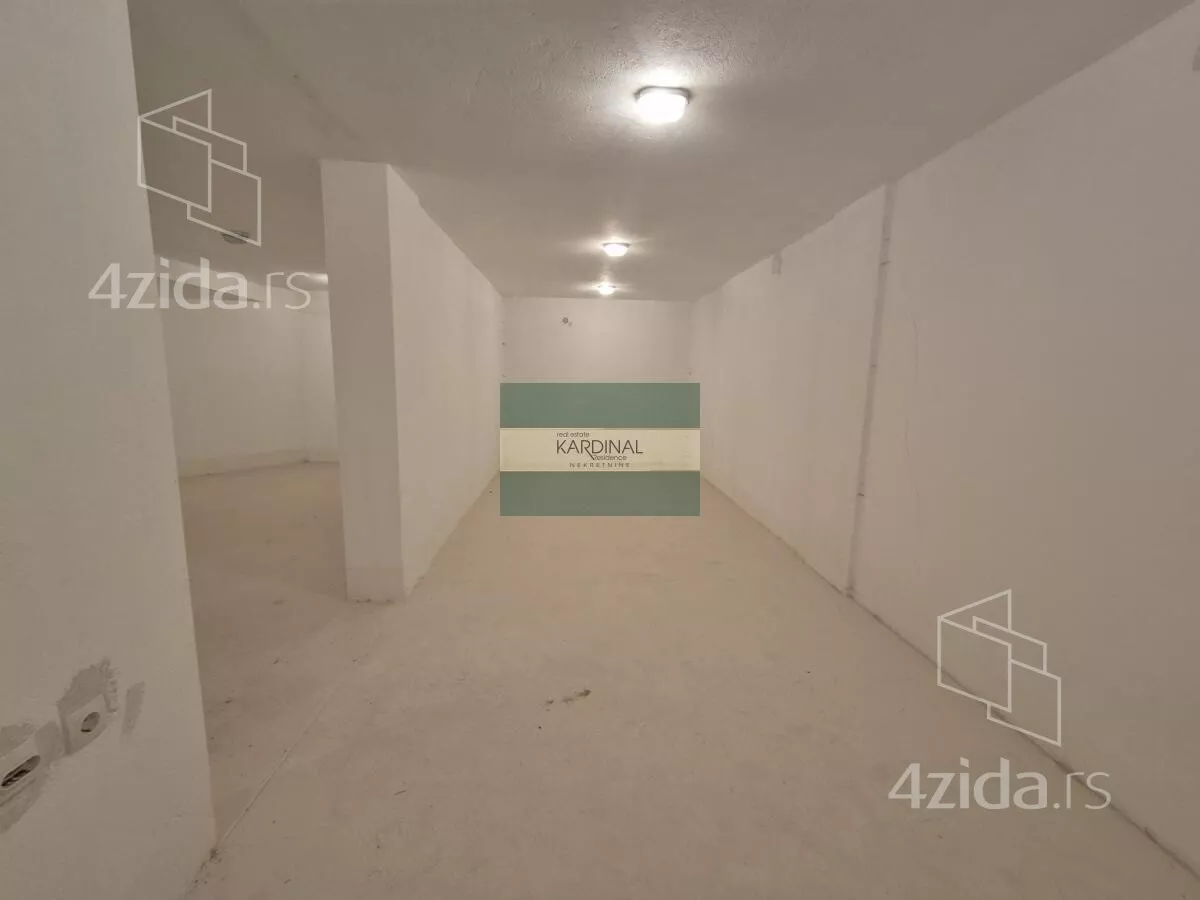 Poslovni prostor | 4zida