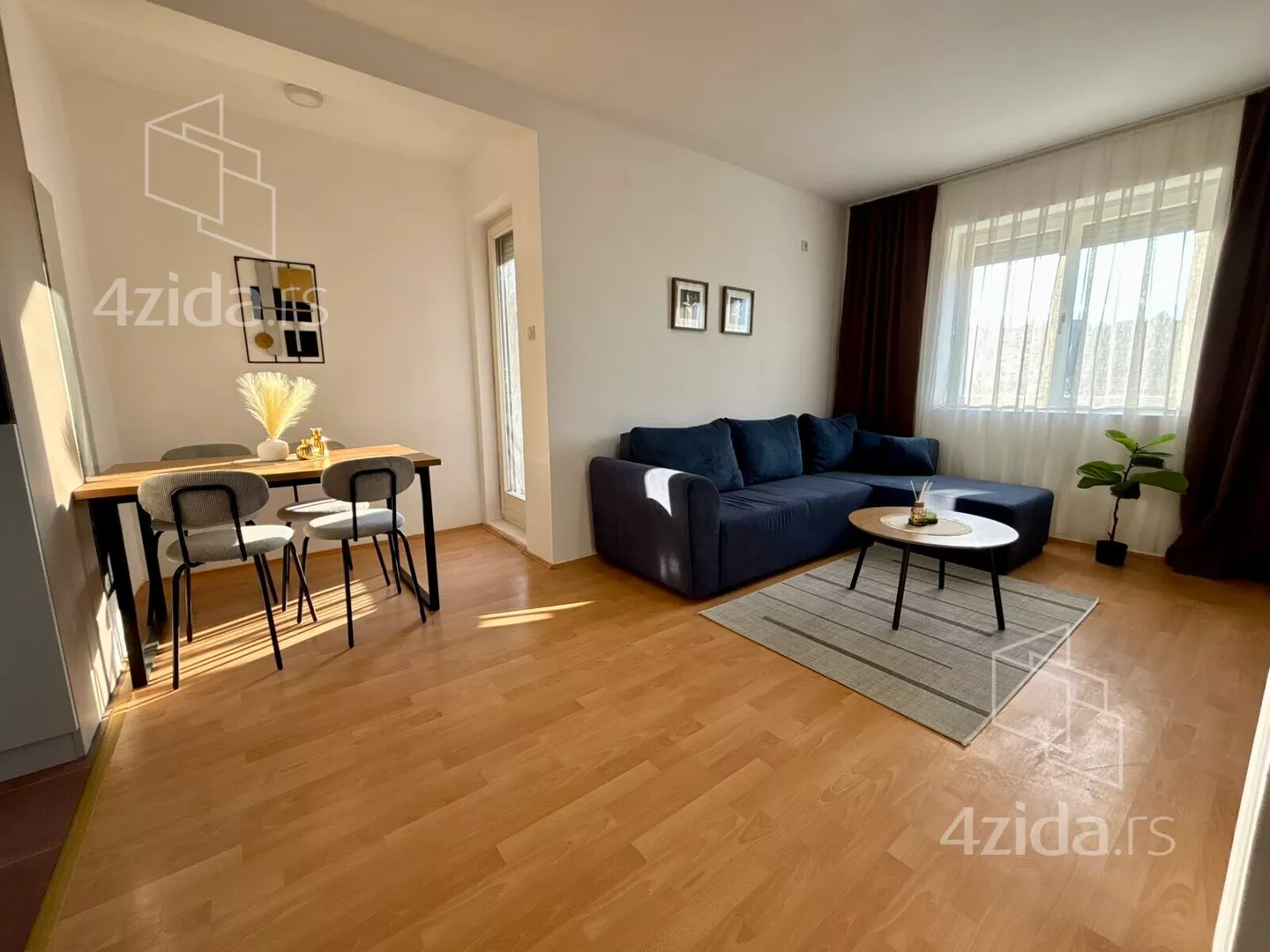 Jednoiposoban stan | 4zida