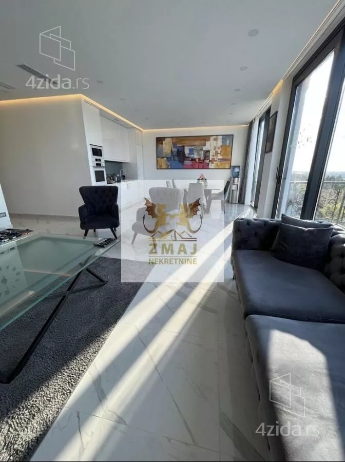 Petosoban stan | 4zida