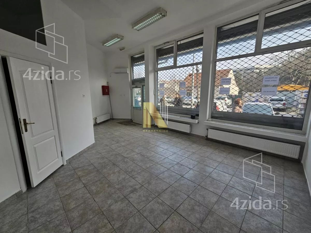 Poslovni prostor | 4zida