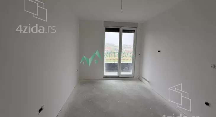 Četvoroiposoban stan | 4zida