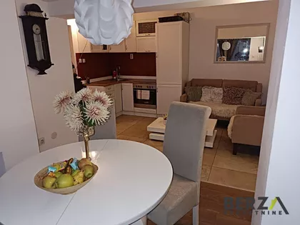 Bulevar Oslobođenja | 4zida.rs