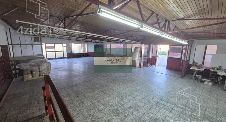 Poslovni prostor | 4zida