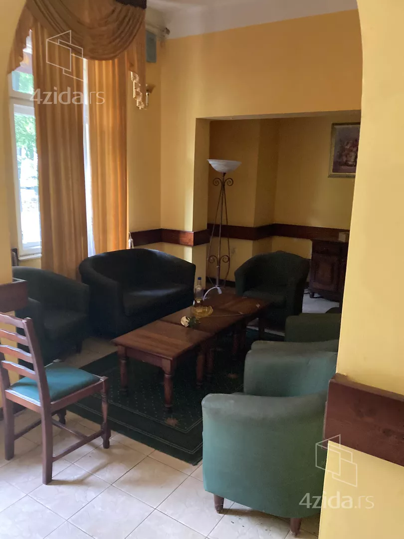 Turistički objekat | 4zida