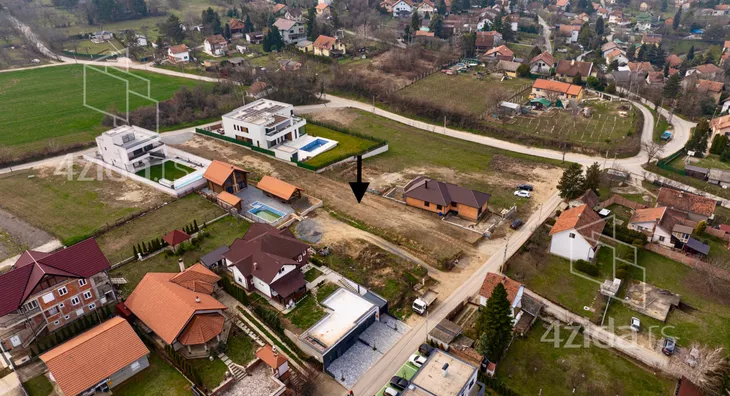 Građevinsko zemljište | 4zida