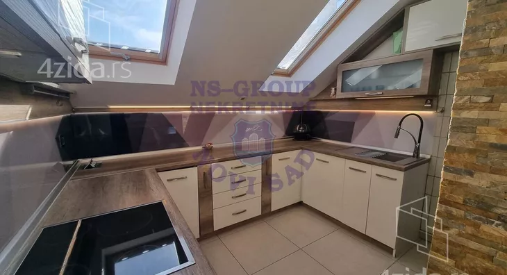 Petosoban stan | 4zida