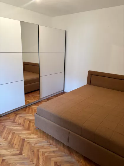 Lazara Tasića 10 | 4zida.rs