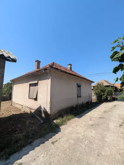 Malog Branka | 4zida.rs