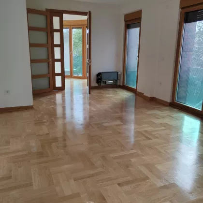 Zahumska bb | 4zida.rs