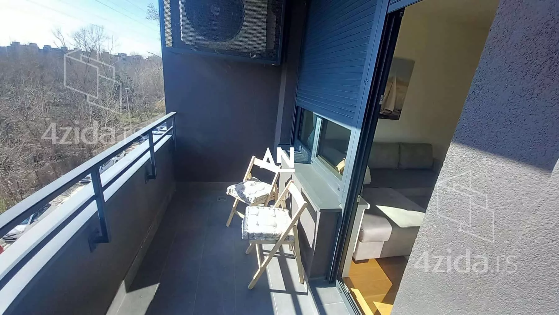 Jednoiposoban stan | 4zida