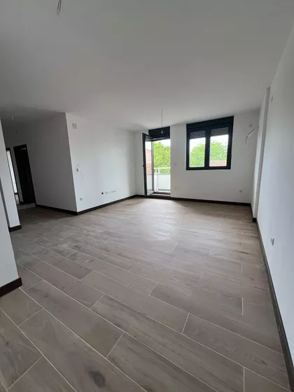 Novi Banovci | 4zida.rs