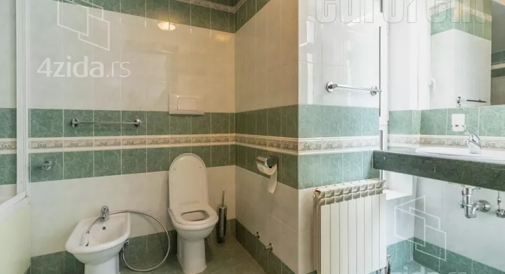 4-etažna kuća | 4zida