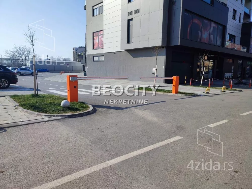Garaža/Parking | 4zida