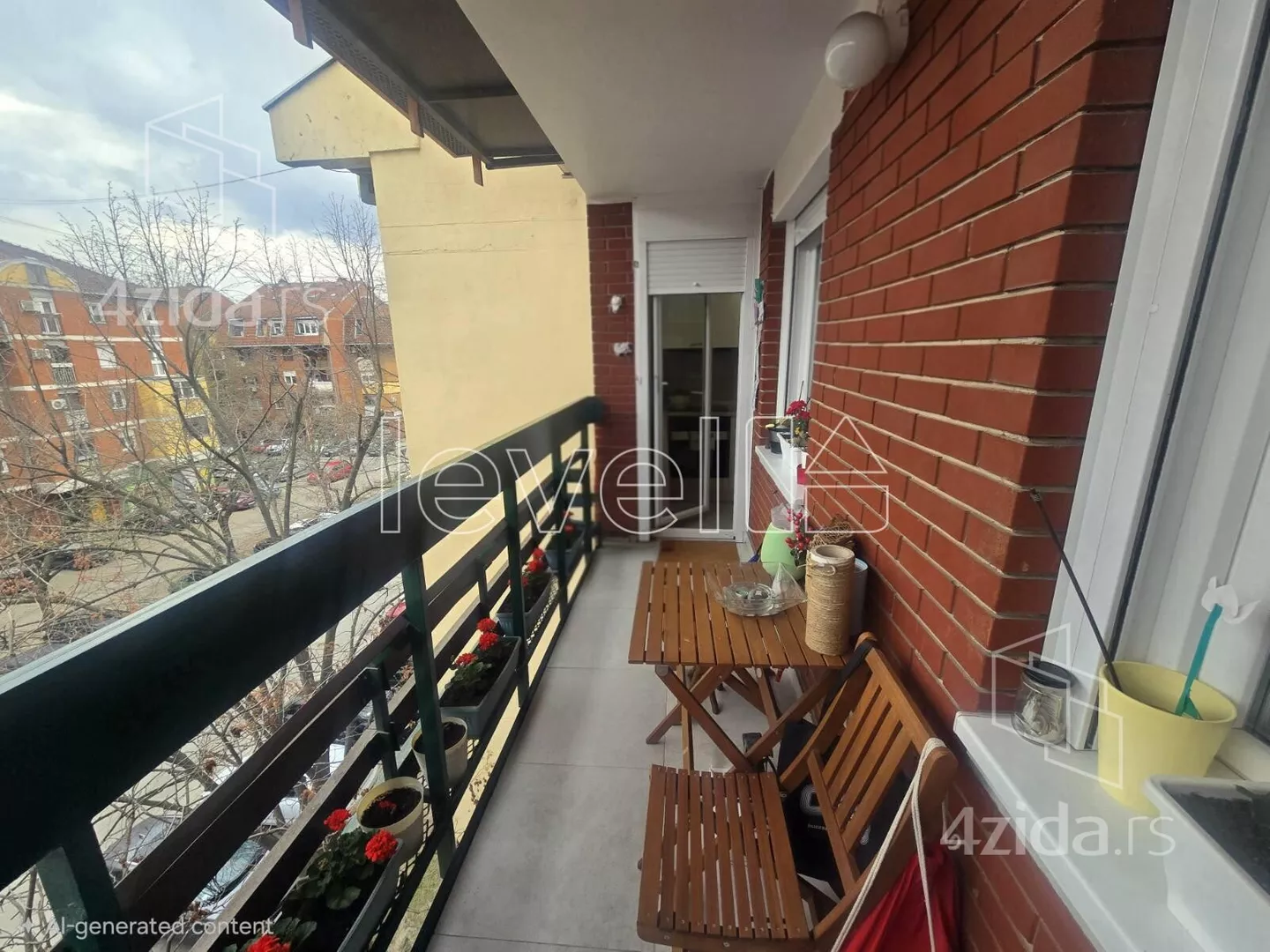 Troiposoban stan | 4zida