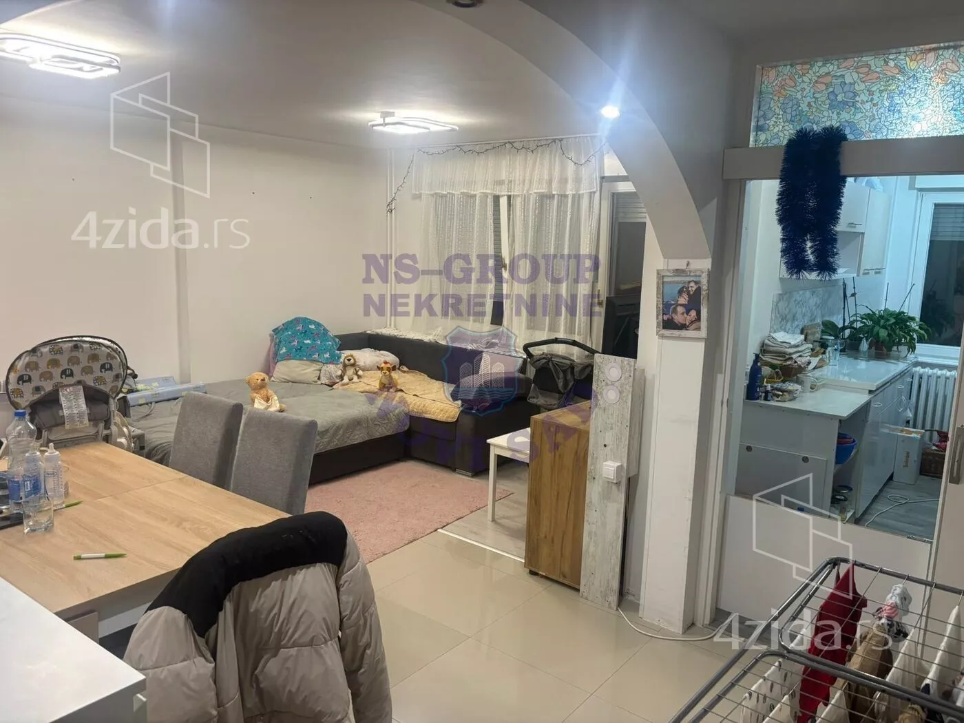 Jednoiposoban stan | 4zida