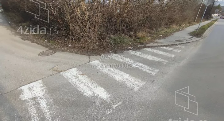 Građevinsko zemljište | 4zida