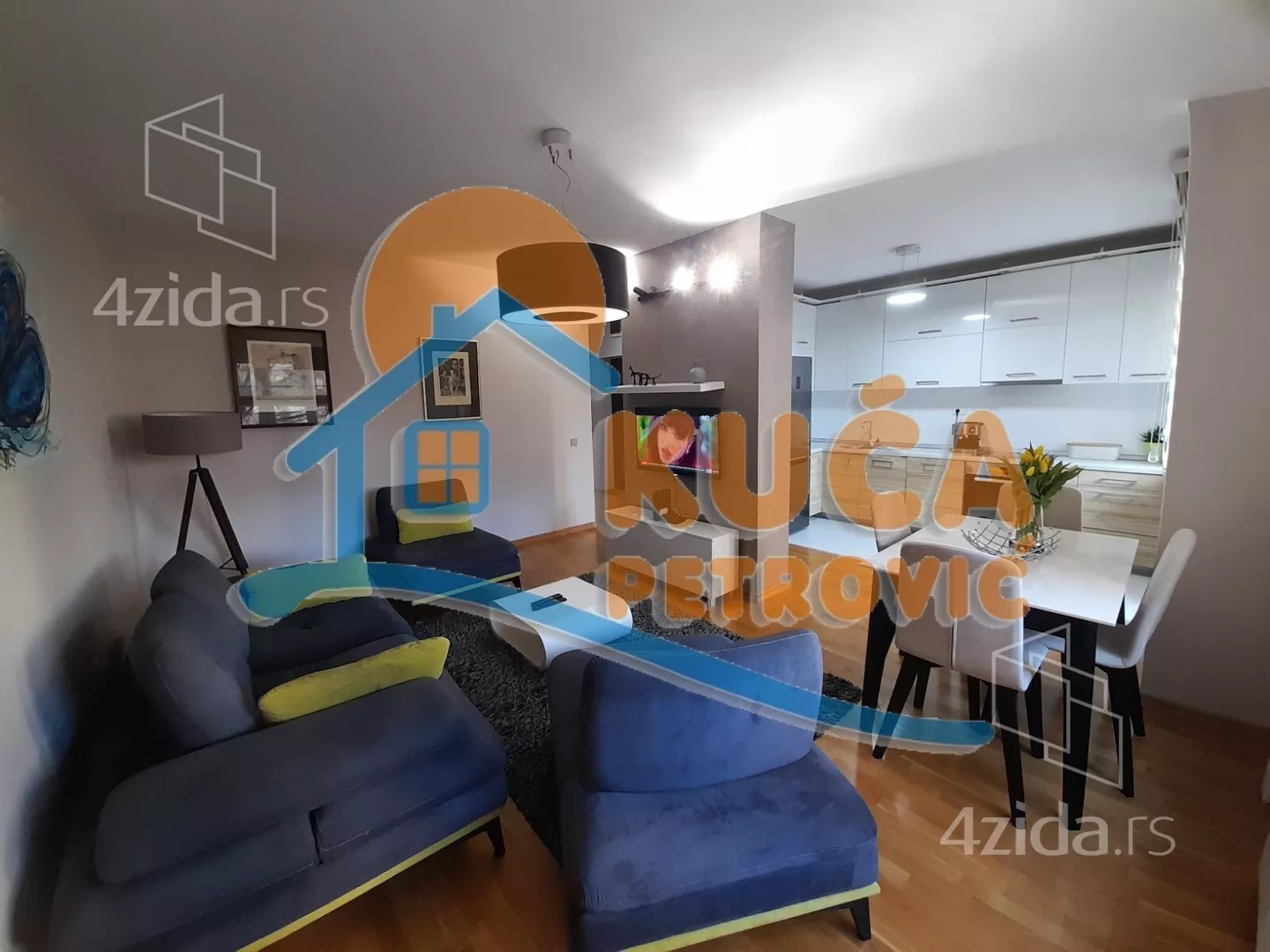 Jednoiposoban stan | 4zida