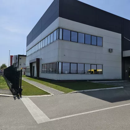 Autoput Za Novi Sad | 4zida.rs