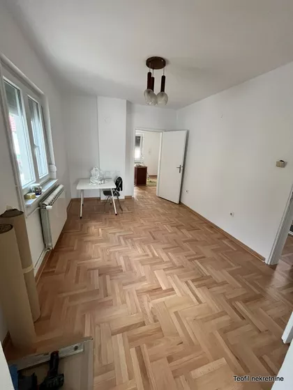 Milakovačke staze | 4zida.rs
