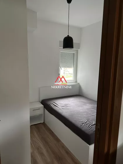 Steva Čuturila | 4zida.rs