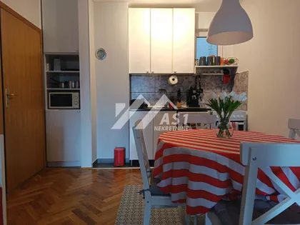 Cara Dušana | 4zida.rs