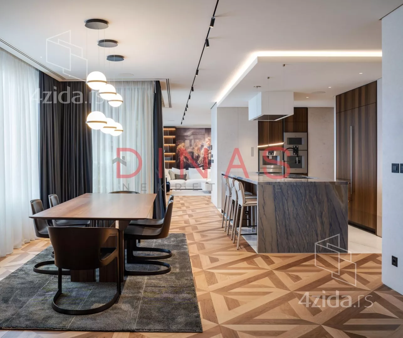 Četvorosoban stan | 4zida