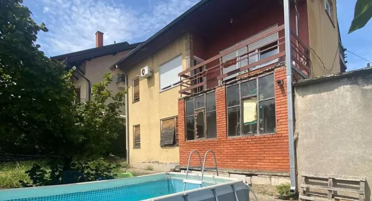 3-etažna kuća | 4zida