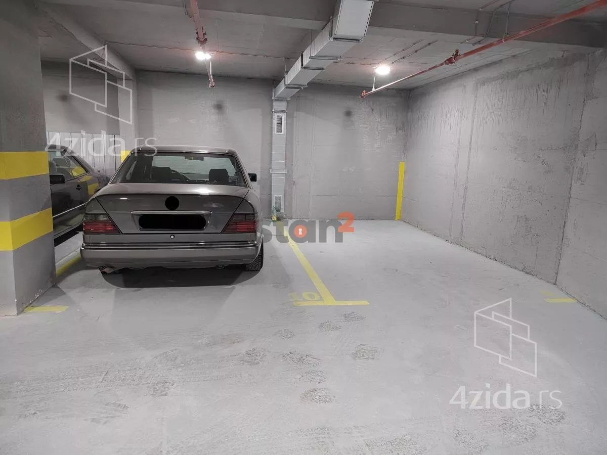 Garaža/Parking | 4zida