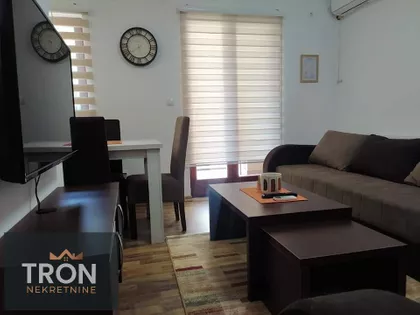 Nemanjina | 4zida.rs