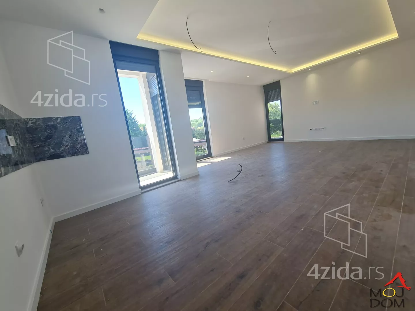 Troiposoban stan | 4zida