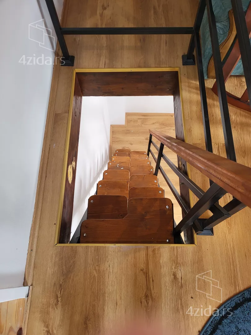 3-etažna kuća | 4zida
