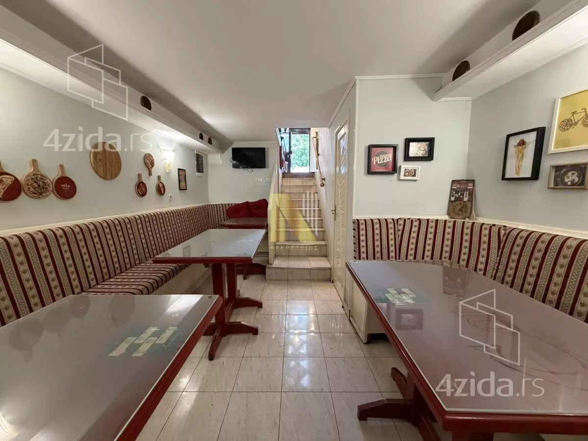 Lokal | 4zida